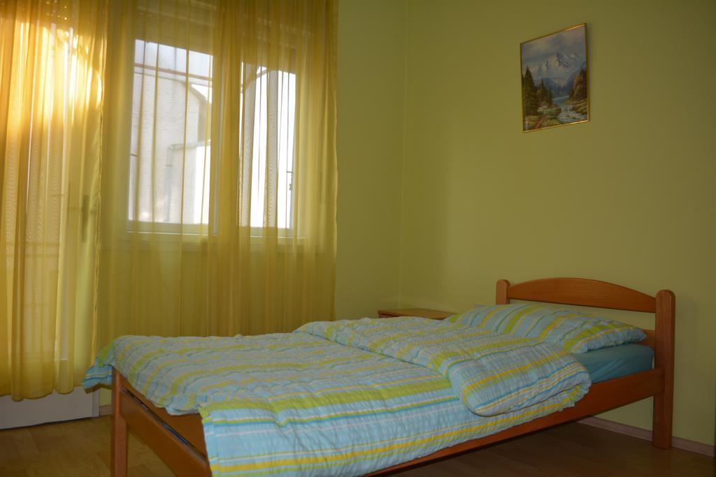 Guest House Ema داروفار المظهر الخارجي الصورة